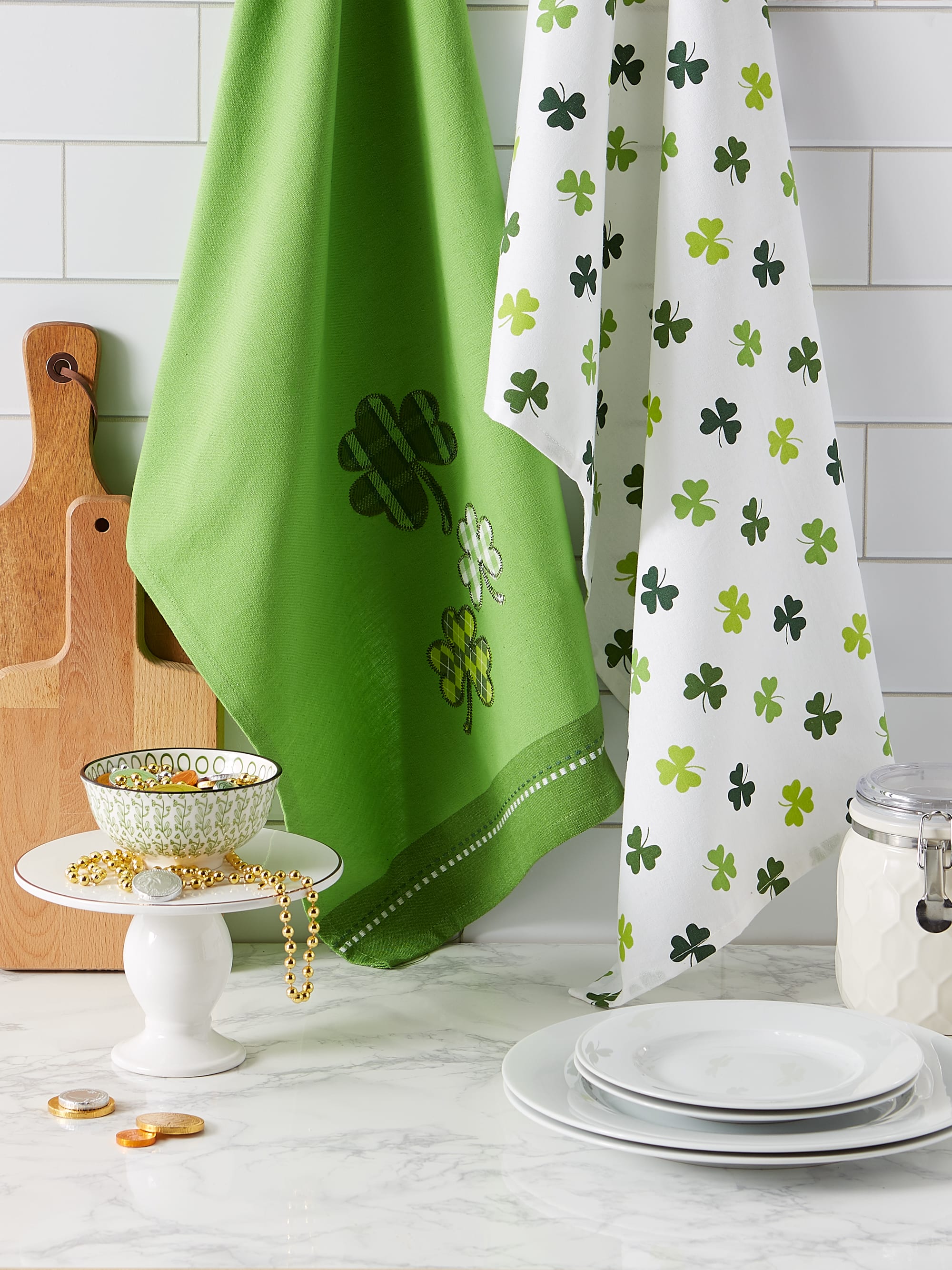 DII&#xAE; Green &#x26; White Shamrock Lucky Day Dishtowels, 2ct.